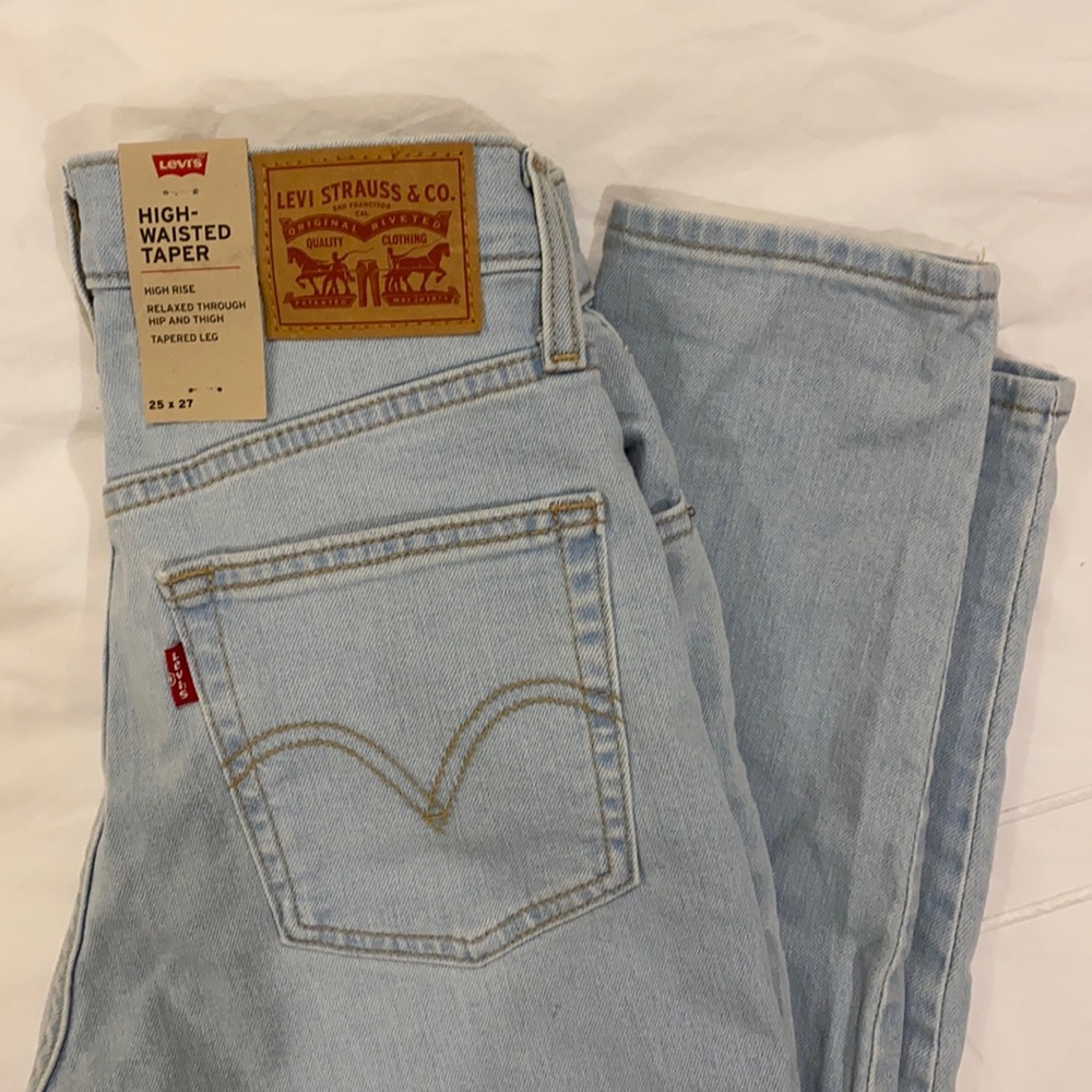 Levi’s High Waisted Taper Jeans